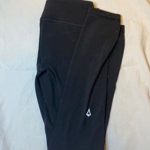 Black ivivva leggings